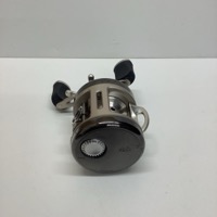 RYOBI VARIUS F300 ベイトリール